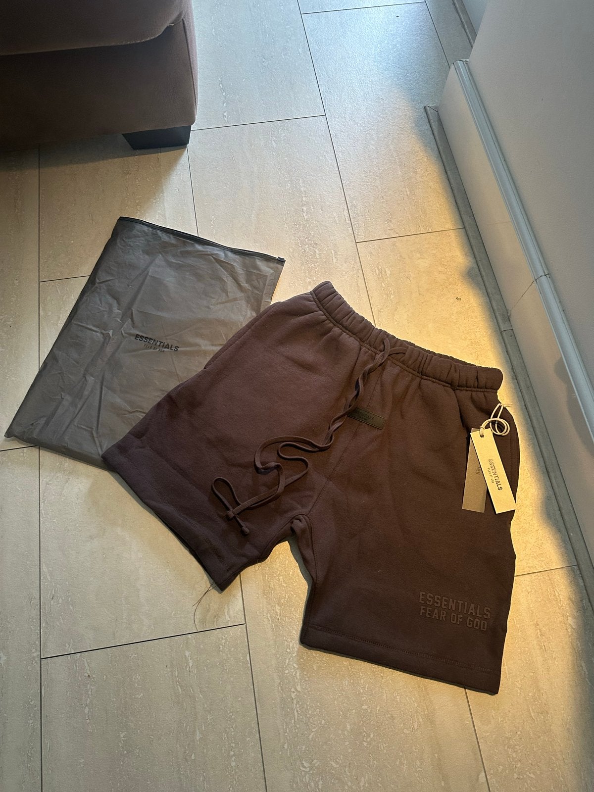 Essentials Fear of God Shorts Maat S - Nieuw met labels, Kleding | Heren, Ophalen of Verzenden, Nieuw, Overige maten, Rood