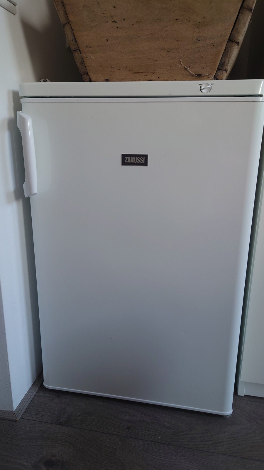 Zanussi vriezer tafelmodel, Gebruikt, 75 tot 100 liter, Met aparte vriezer, 45 tot 60 cm