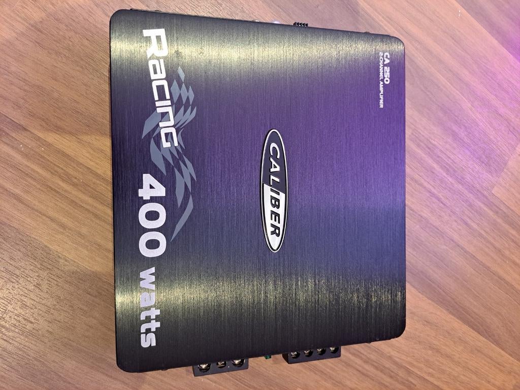 Caliber Racing CA 250 2-kanaals versterker 400 watt, Overige merken, Gebruikt, Ophalen of Verzenden, 120 watt of meer