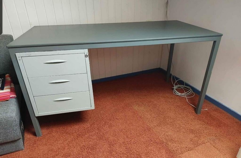 Stalen bureau met ladeblok, Ophalen of Verzenden
