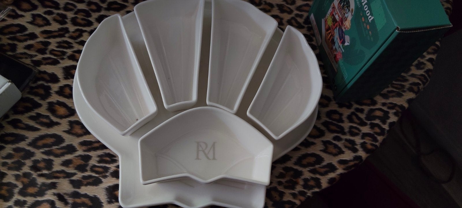 Rivièra Maison Ocean Seashell Party Plate met tapasbaksels, Overige merken, Ophalen of Verzenden, Zo goed als nieuw, Bord(en)