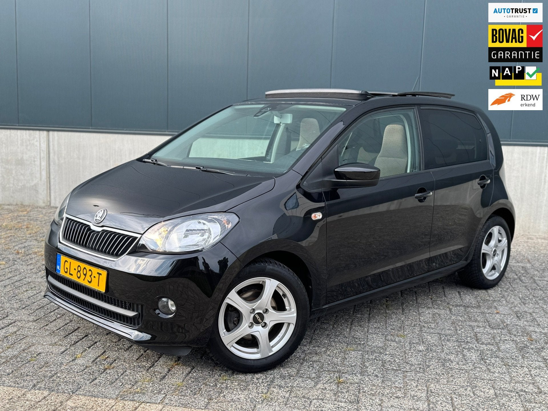 Skoda Citigo 1.0 Greentech Style Pano / Automaat / Edition, Stof, Gebruikt, Euro 6, Zwart