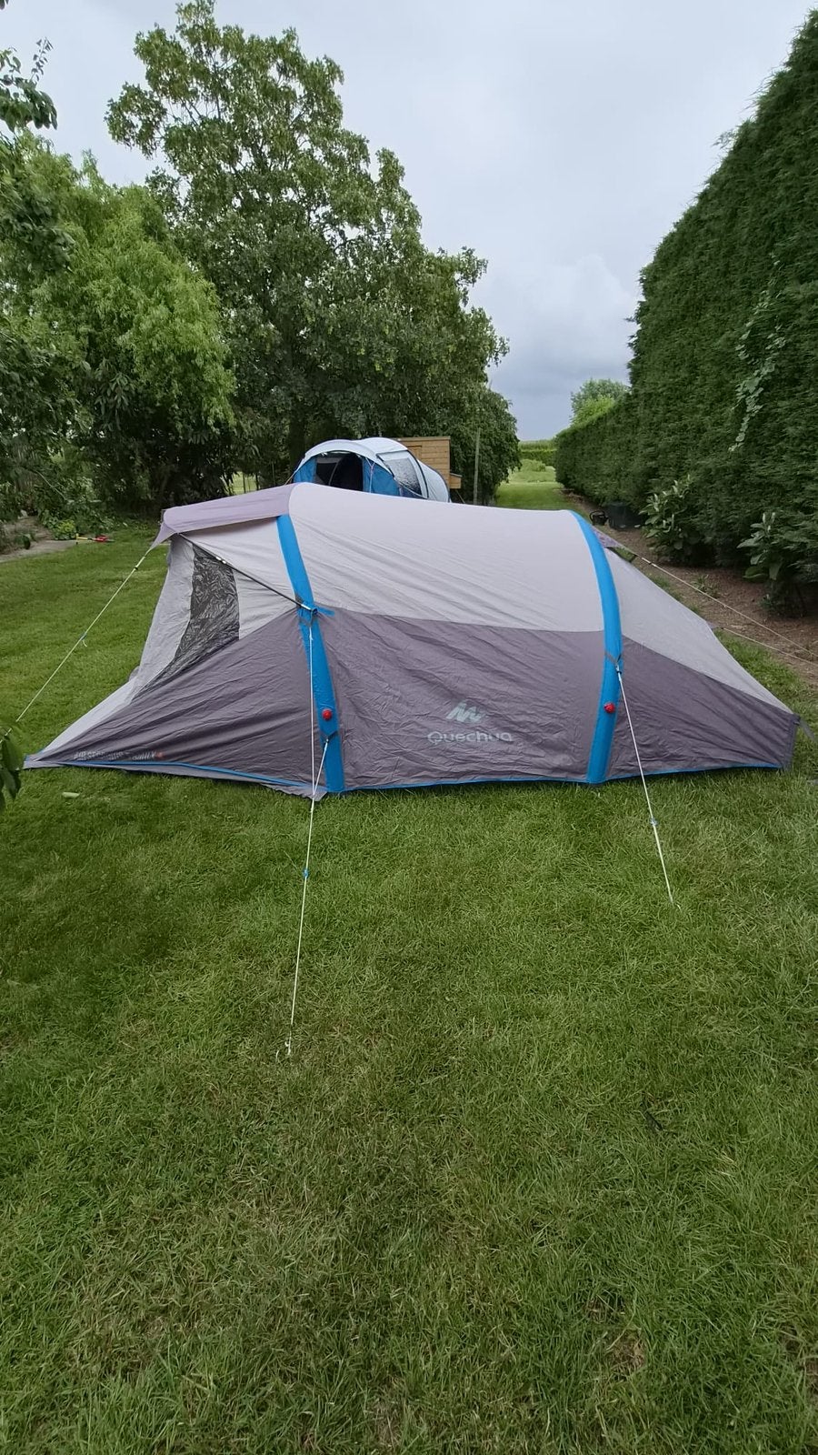 Quechua Air Seconds Family 4 tent, Caravans en Kamperen, Tenten, Ophalen of Verzenden, Zo goed als nieuw, Tot en met 4