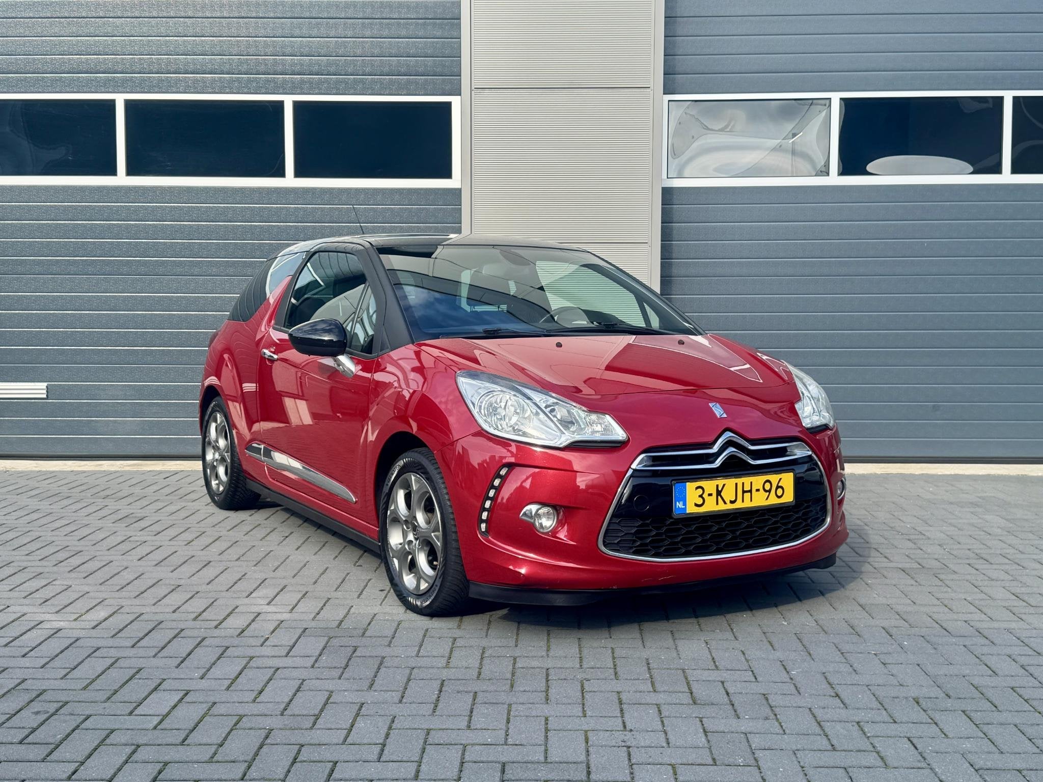 Citroen DS3 1.2 VTi So Chic NAP/ Airco / PDC/ LED/ HiFi/ Cru, Auto's, Voorwielaandrijving, Euro 5, 1199 cc, 82 pk
