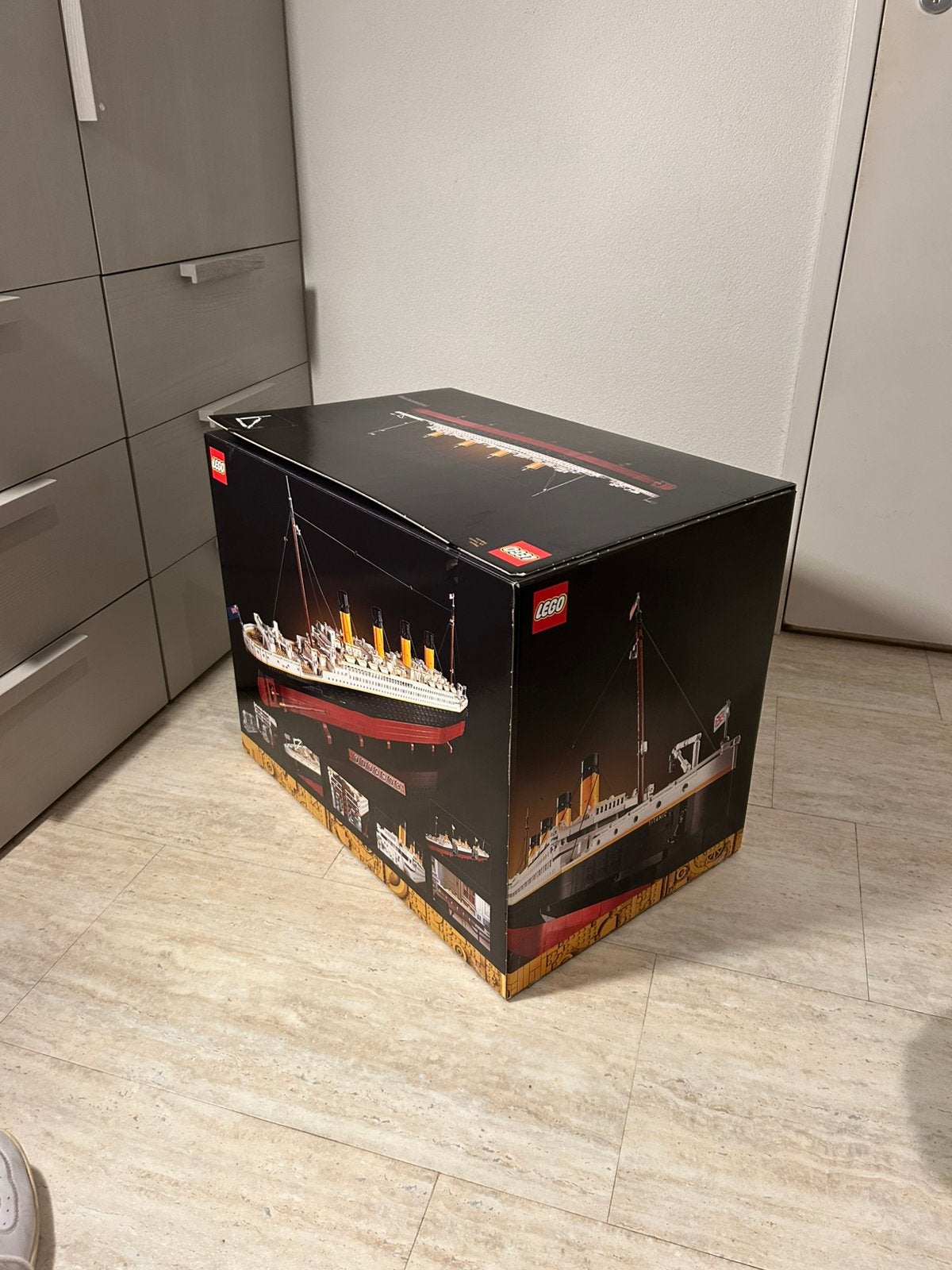 Lego Titanic 10294