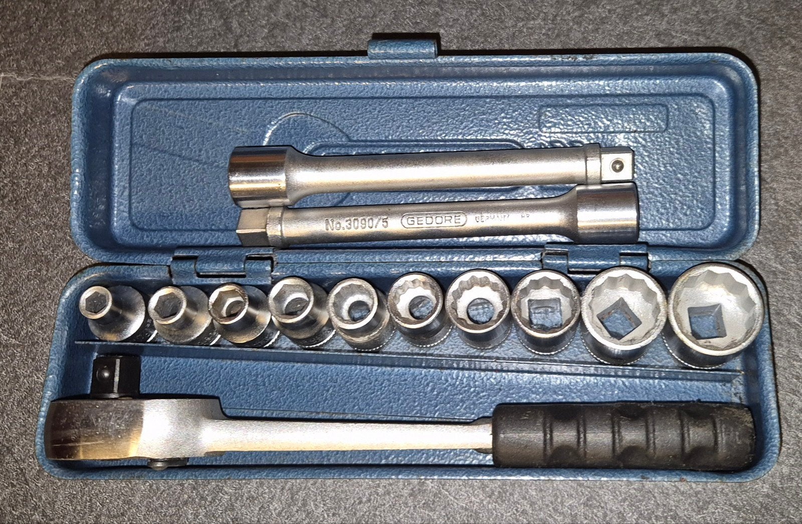 Deze Gedore doppenset 3/8 bevat 6 7 8 9 10 11 13 14 17 19 mm, Ophalen, Zo goed als nieuw