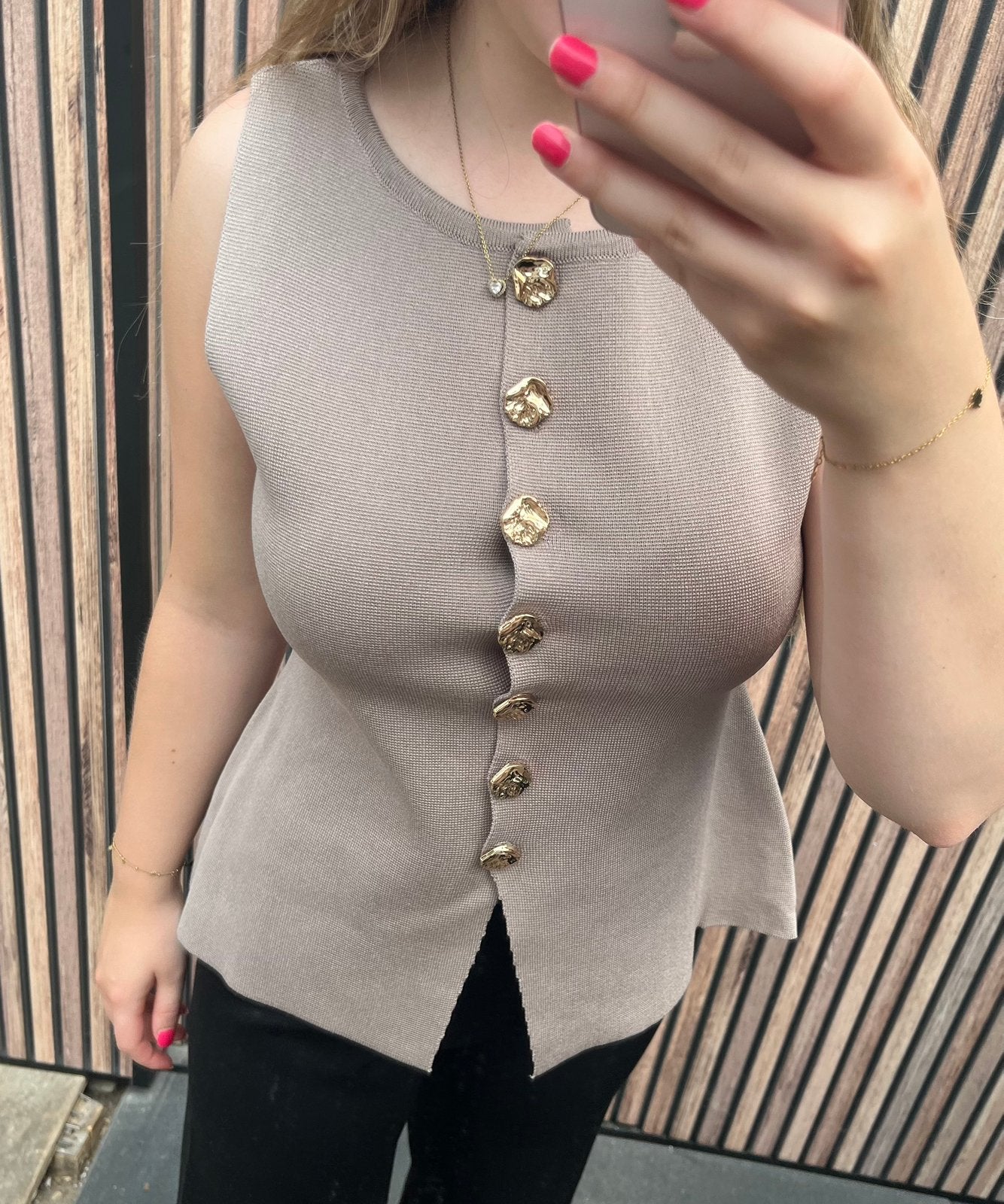 Gilet / top gouden knopen, Kleding | Dames, Tops, Ophalen of Verzenden, Nieuw, Zonder mouw
