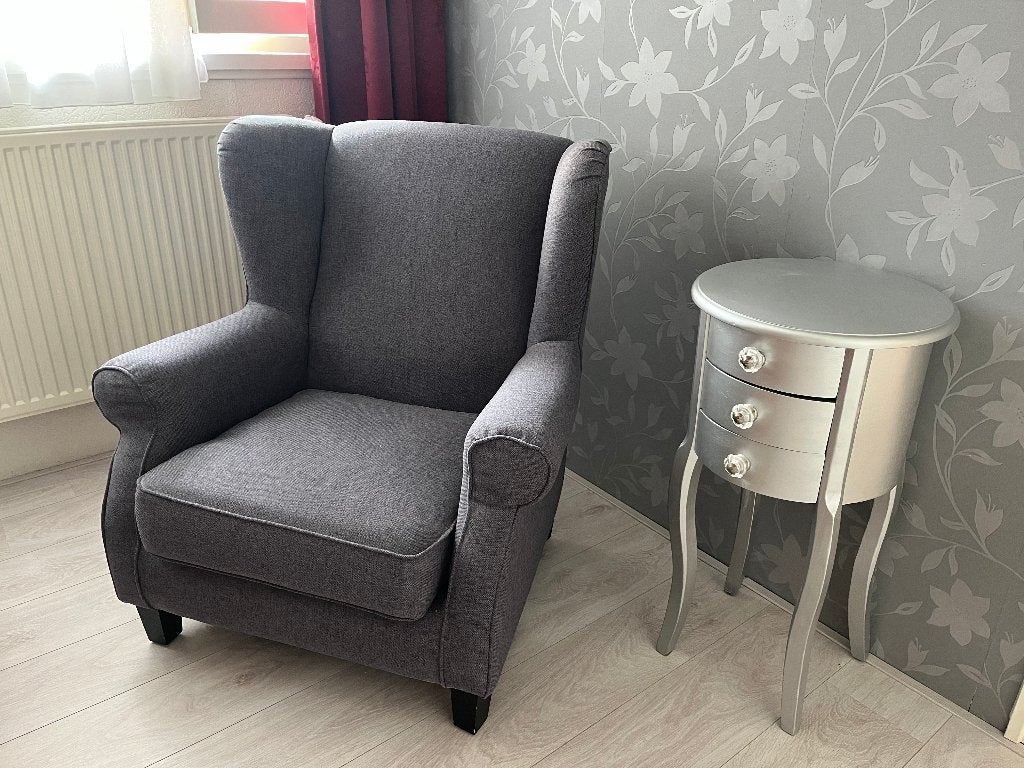 Fauteuil voor woon of slaapkamer, Ophalen, 75 tot 100 cm, Zo goed als nieuw, 75 tot 100 cm