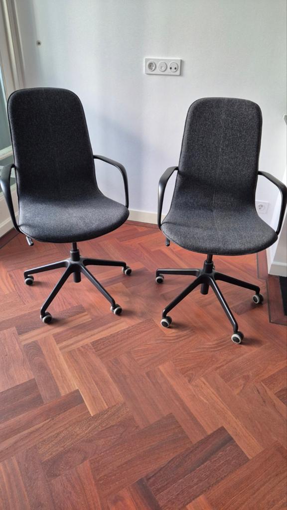 LÅNGFJÄLL
IKEA bureaustoel met armleuningen 2X, Huis en Inrichting, Bureaustoelen, Zo goed als nieuw, Bureaustoel, Grijs, Ophalen