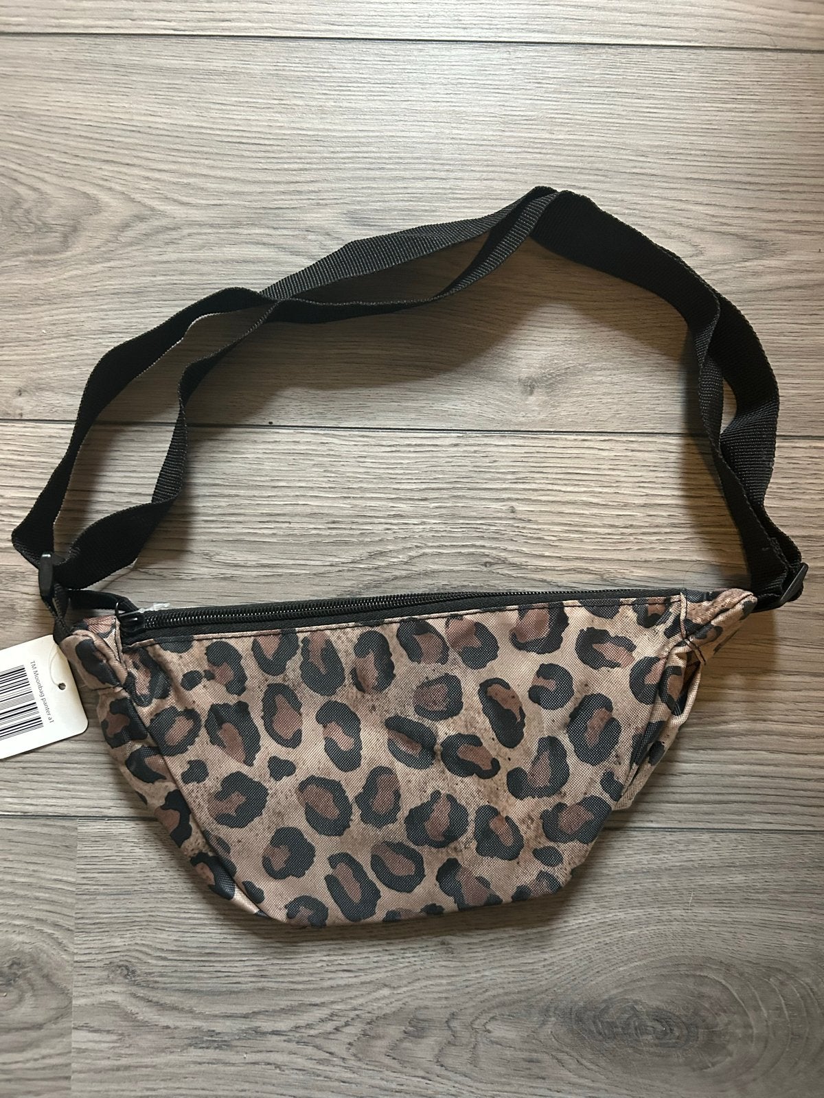 Nieuwe Moonbag Panterprint tas, Sieraden, Tassen en Uiterlijk, Tassen | Damestassen, Ophalen of Verzenden, Nieuw, Bruin, Overige typen