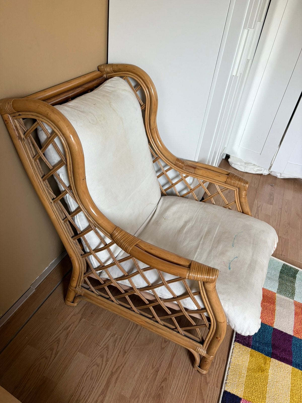 Rotan fauteuil, Ophalen
