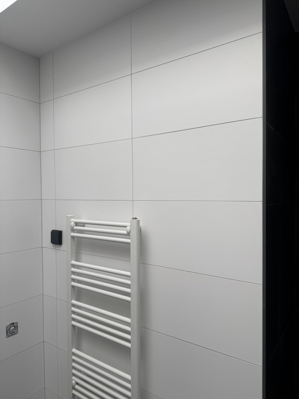 Badkamertegels mat wit 30x60, Ophalen, 40 tot 60 cm, Zo goed als nieuw, Minder dan 5 m²