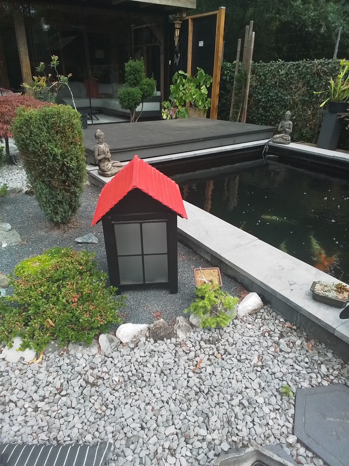 Decoratieve Japans theehuisje.