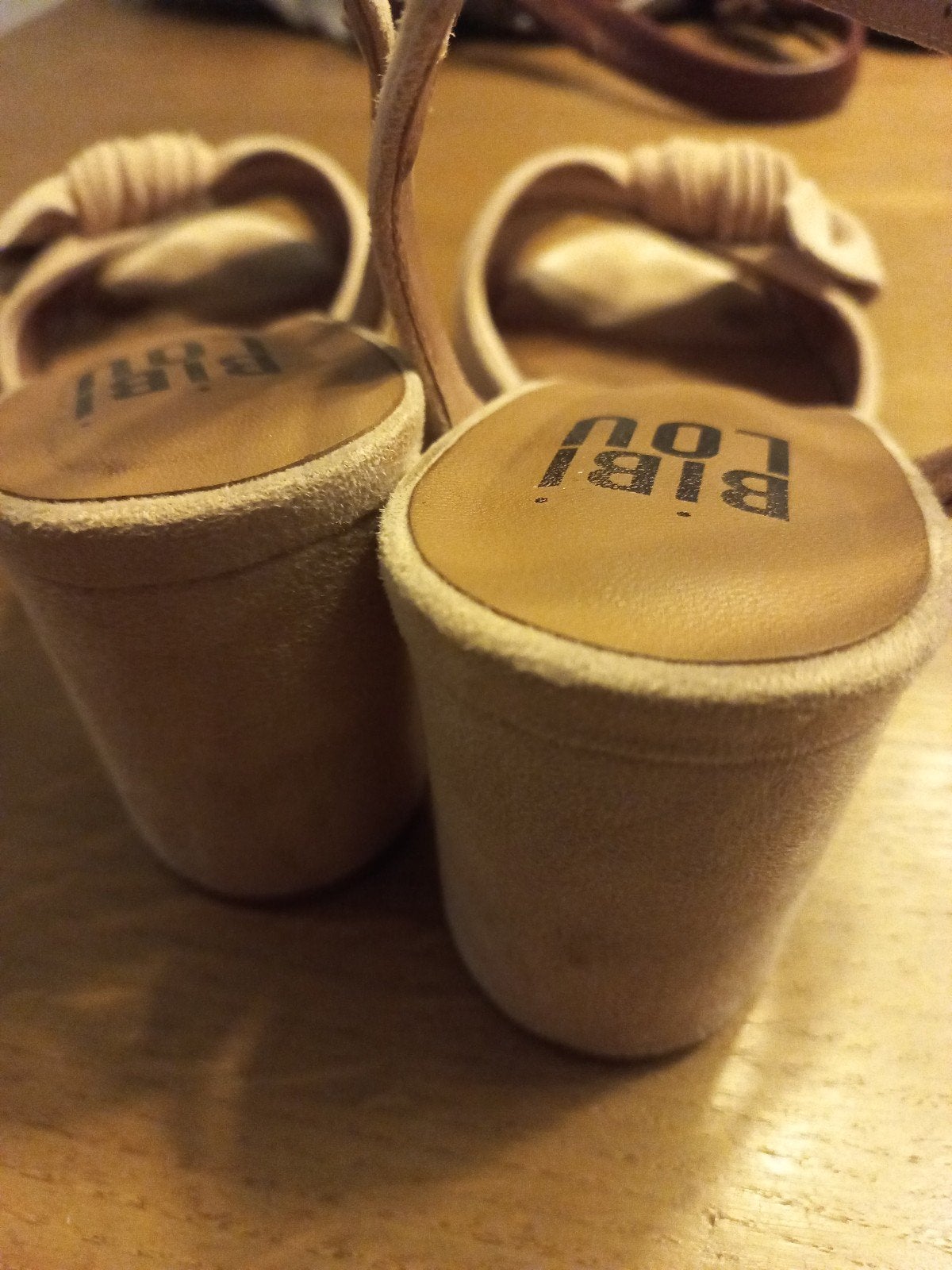 Bibi Lou Sandalen met Hak - oud roze Suede, Bibi Lou, Roze, Gedragen, Sandalen of Muiltjes