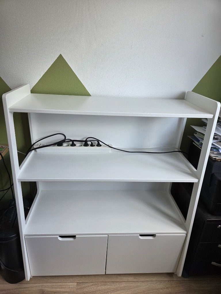 Stevige witte kast, Huis en Inrichting, Kasten | Kledingkasten, Ophalen, 100 tot 150 cm, 100 tot 150 cm, Eikenhout