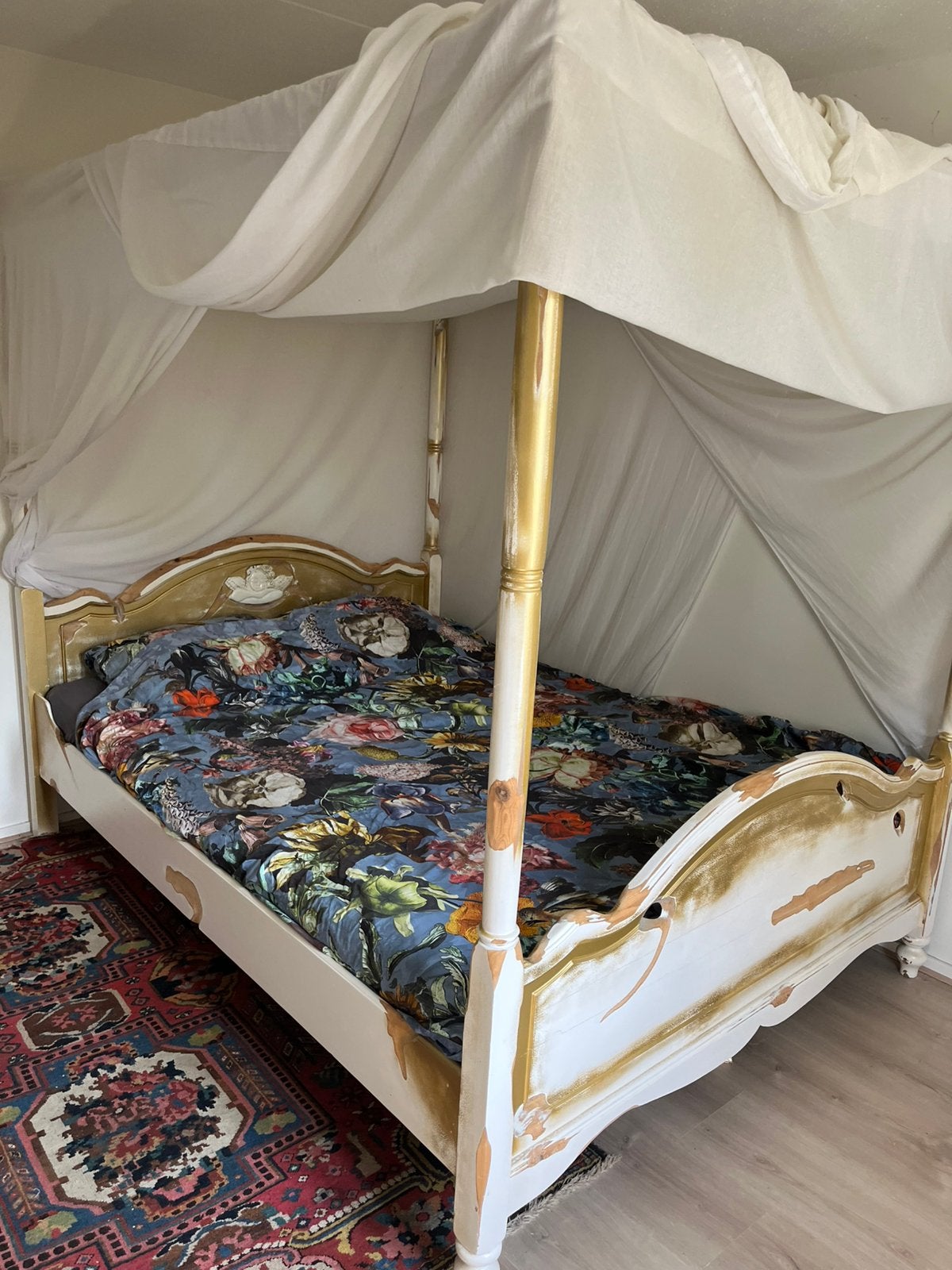 Hemelbed | Bed ombouw 210x160 | Kunstzinnig | incl. Auping, Ophalen, 70 tot 85 cm, Zo goed als nieuw, Matras