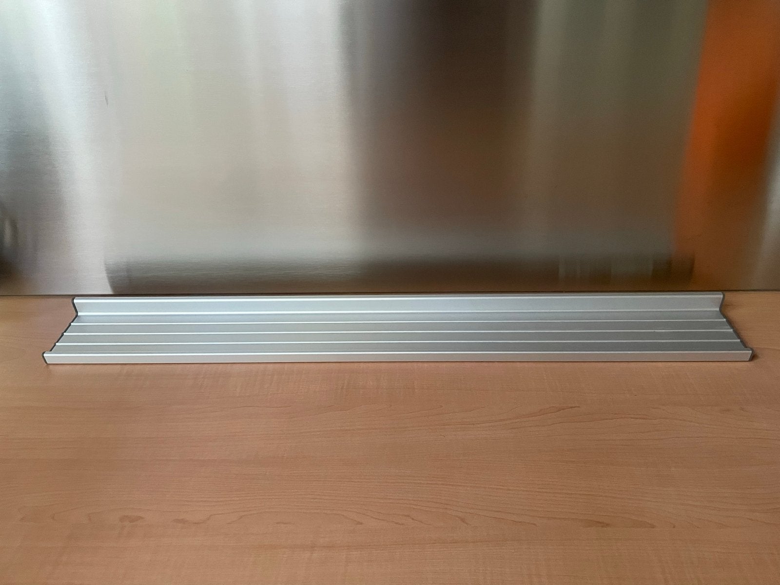 IKEA KLANG wandplank/, aluminium, 79.5 cm, Ophalen of Verzenden, Zo goed als nieuw, Zilver, Metaal