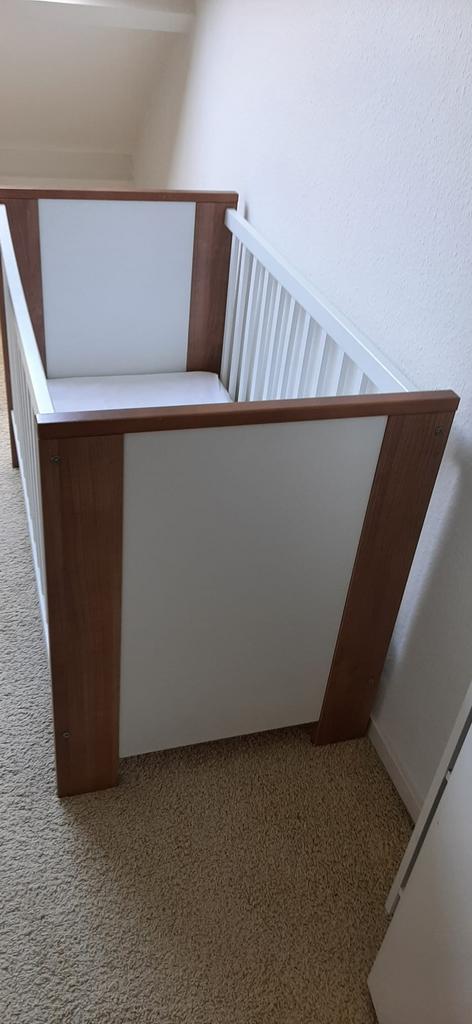 Kinderledikant / kinderbed met matras 126 x 68, Ophalen, Gebruikt, Jongetje of Meisje