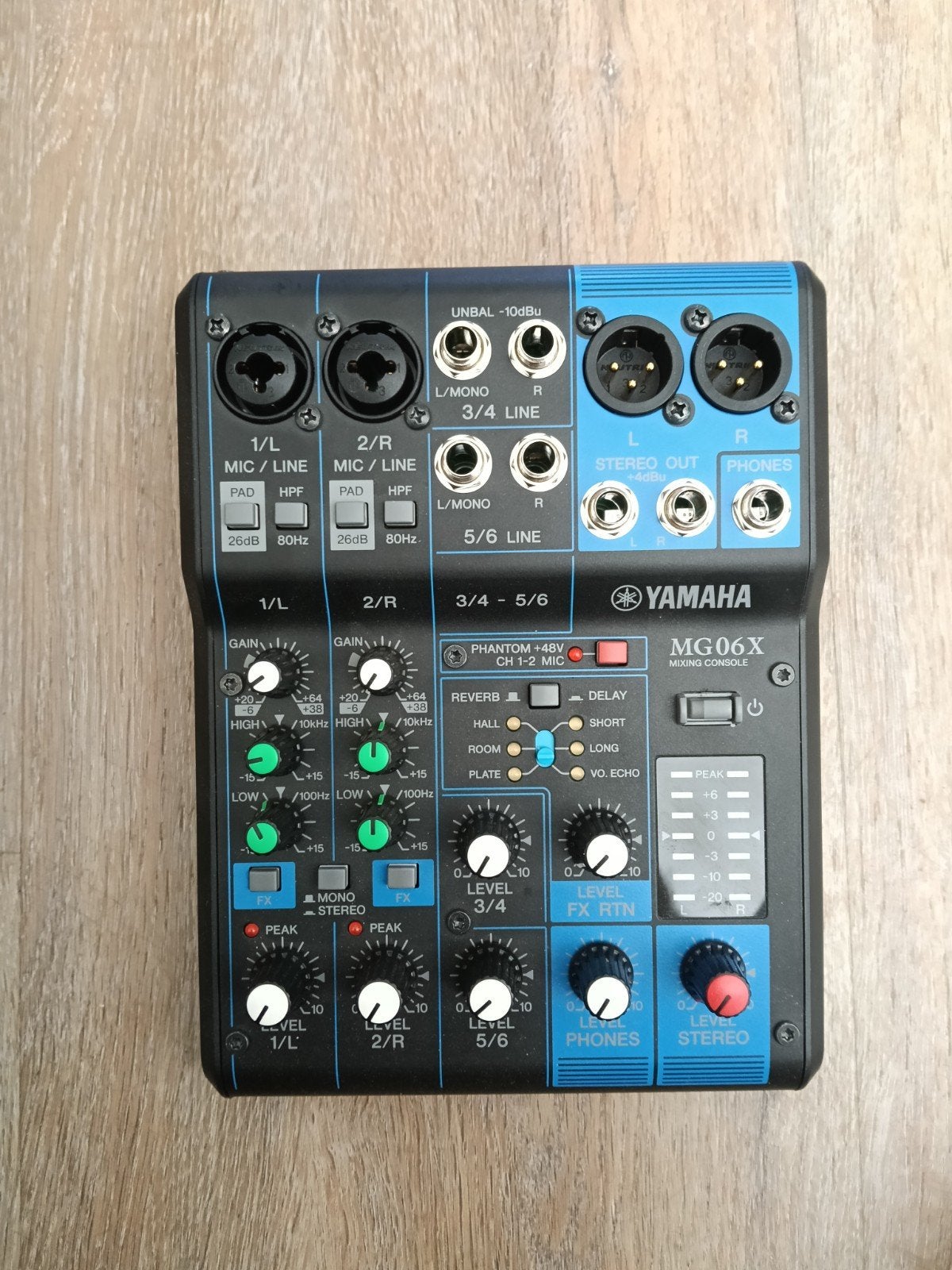 Yamaha MG06X Mengpaneel - Compacte Mixer met Effecten, Ophalen, Zo goed als nieuw, Minder dan 5 kanalen, Microfooningang