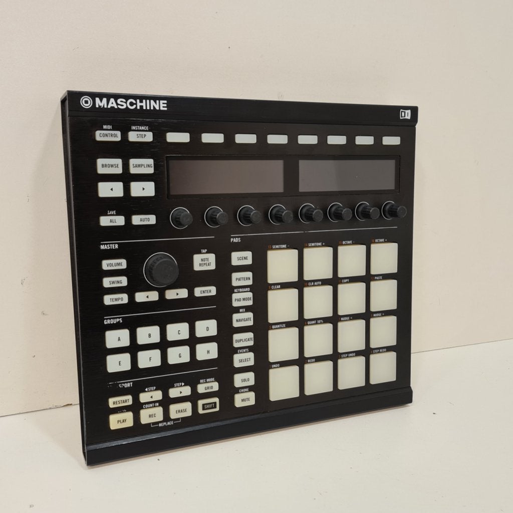 Native Instruments Maschine MK2 Black in Nette Staat, Muziek en Instrumenten, Native Instruments, Zo goed als nieuw, https://support.native-instruments.com/hc/nl