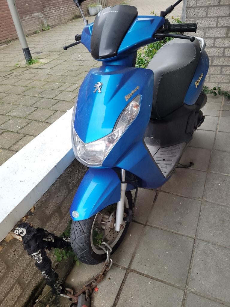 Peugeot Kisbee Scooter - Blauw, Fietsen en Brommers, Scooters | Peugeot, Ophalen, Gebruikt, Overige modellen, Maximaal 45 km/u