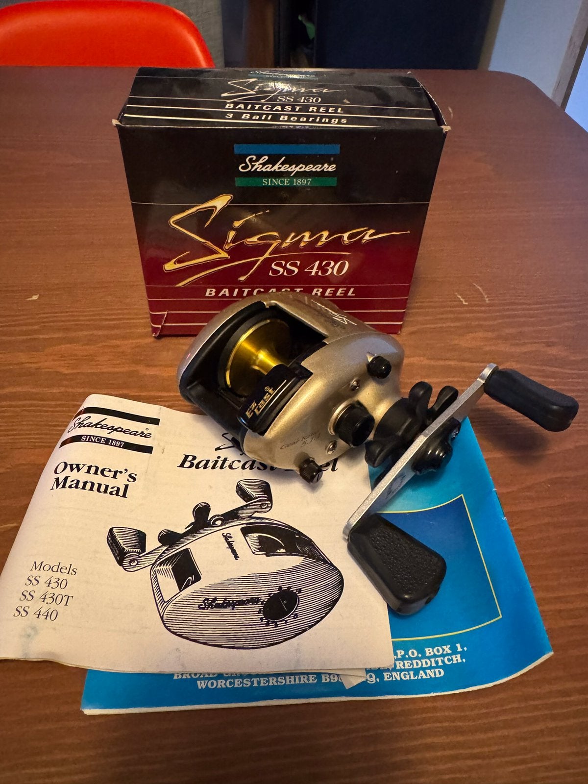 Shakespeare Sigma SS 430 Baitcast Reel. Zeer nette staat!, Watersport en Boten, Hengelsport | Roofvissen, Ophalen of Verzenden