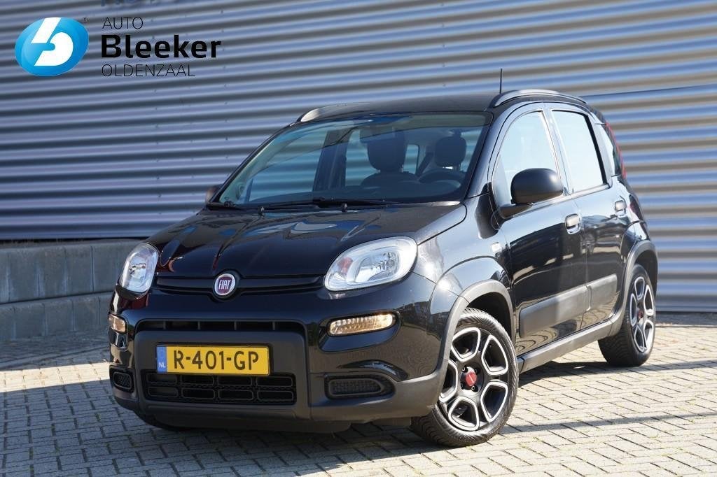 Fiat Panda 1.0 Hybrid City Life DAB Airco Carplay NL-auto!, Voorwielaandrijving, Stof, Zwart, Panda