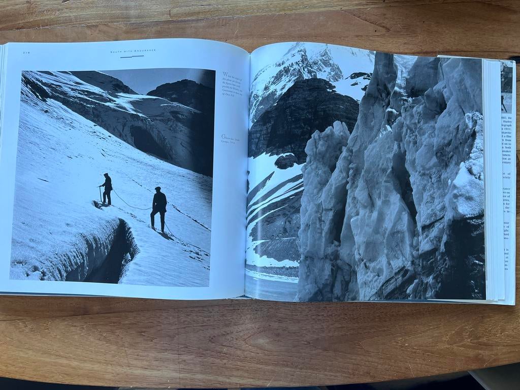Frank Hurley : Shackleton's Antarctica Expeditie, Ophalen of Verzenden, Gelezen