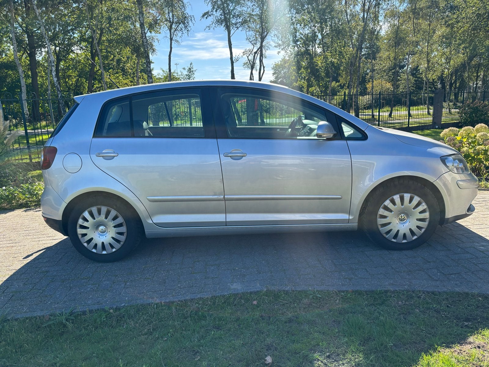 Foto 7 van Volkswagen Golf Plus 1.4 TSI 90KW 2008 Grijs