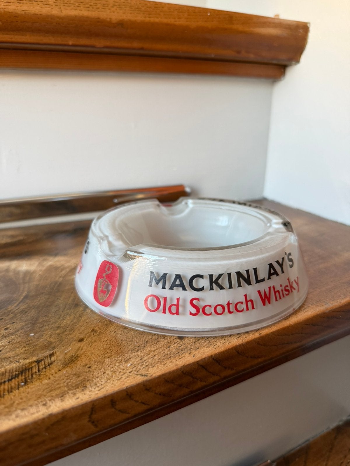 Asbak Mackinlay's Old Scotch Whisky, Verzamelen, Ophalen of Verzenden, Zo goed als nieuw, Gebruiksvoorwerp