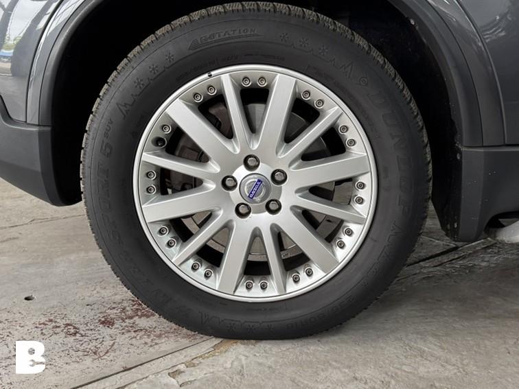 Volvo XC90 4.4 V8 Executive, Auto's, Volvo, Gebruikt, Automatische klimaatregeling, 138 €/maand, Leder