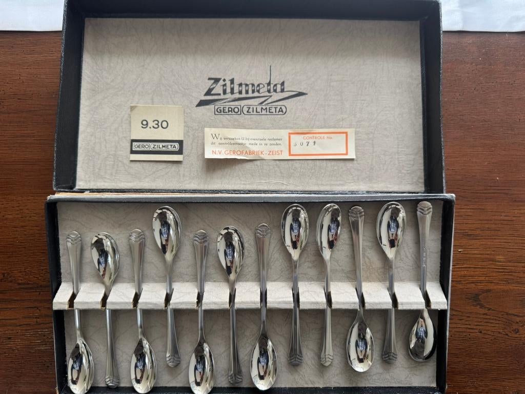 Vintage 12 Gero Zilmeta lepeltjes in originele cassette, Ophalen of Verzenden, Nieuw, Rvs of Chroom, Bestekset