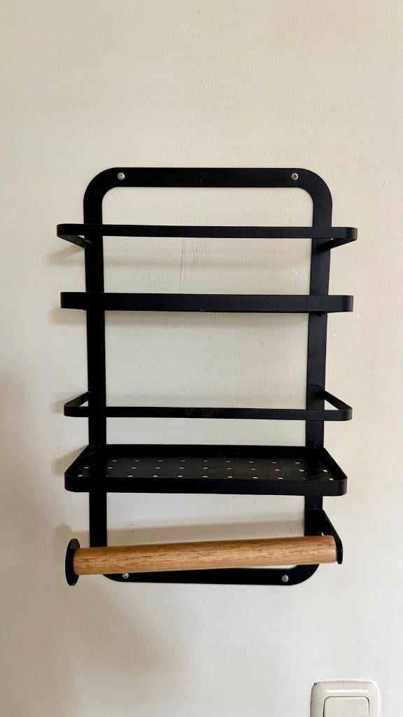 Wandrek kruidenrek keuken – zwart metaal met houten stang, Ophalen