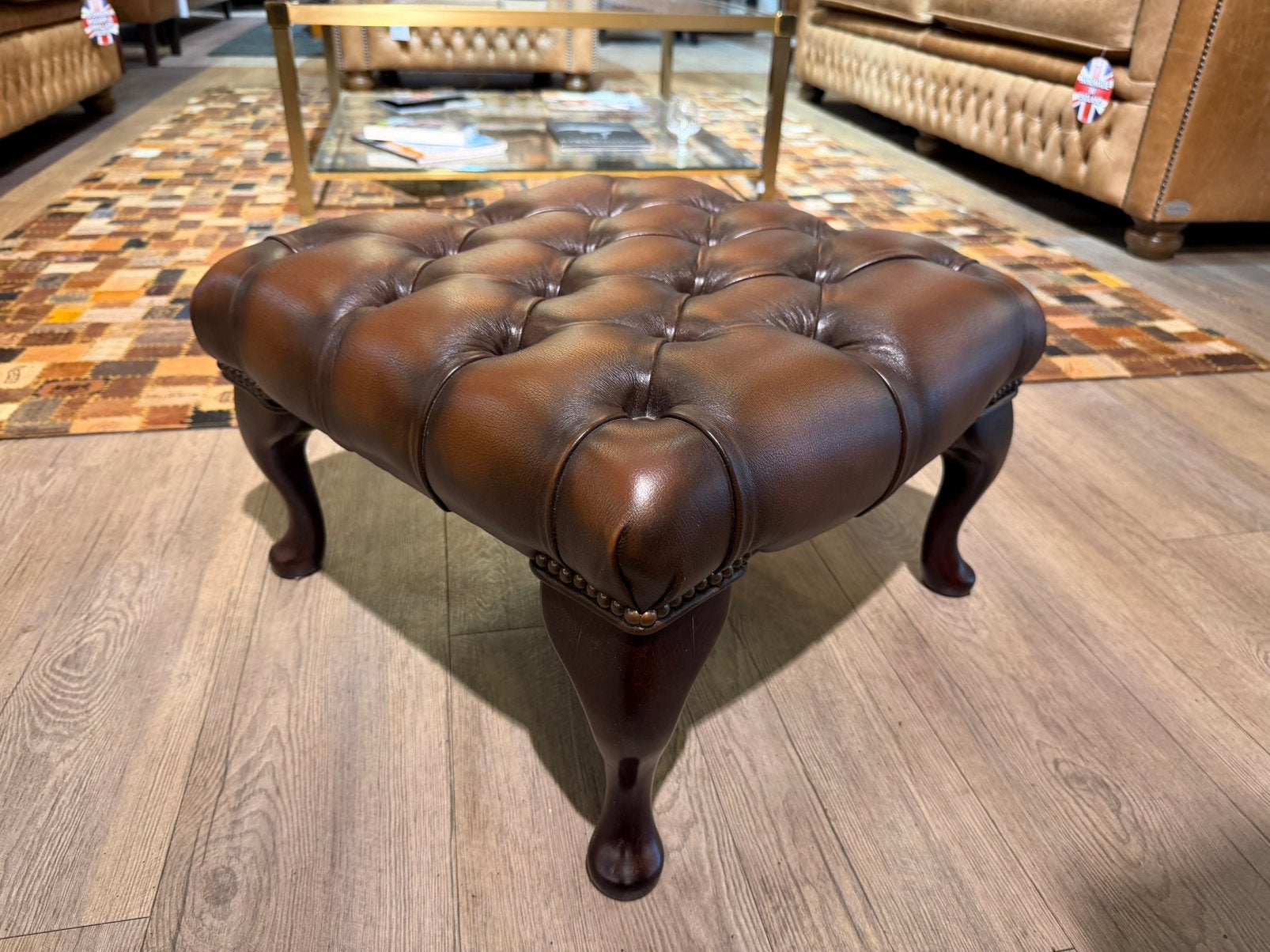 Diverse Originele Engelse chesterfield voetenbanken hockers, Ophalen of Verzenden, Zo goed als nieuw, Rechthoekig, 125 cm of meer
