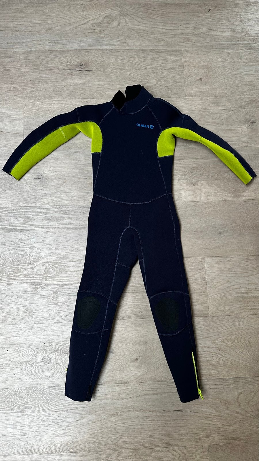 Wetsuit Decatlon maat 6Y, Watersport en Boten, Watersportkleding, Ophalen of Verzenden, Zo goed als nieuw, Kind, Overige typen