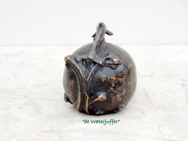010* Bronzen urn dolfijn (Boven €75 geen verzendkosten), Tuin en Terras, Tuinbeelden, Ophalen of Verzenden, Nieuw, Overige materialen