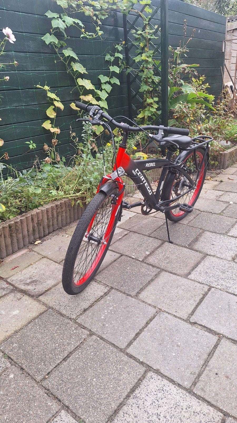 Cortego Rebel fiets – 24 inch – zwart/rood, Ophalen, 24 inch of meer, Gebruikt, Staal