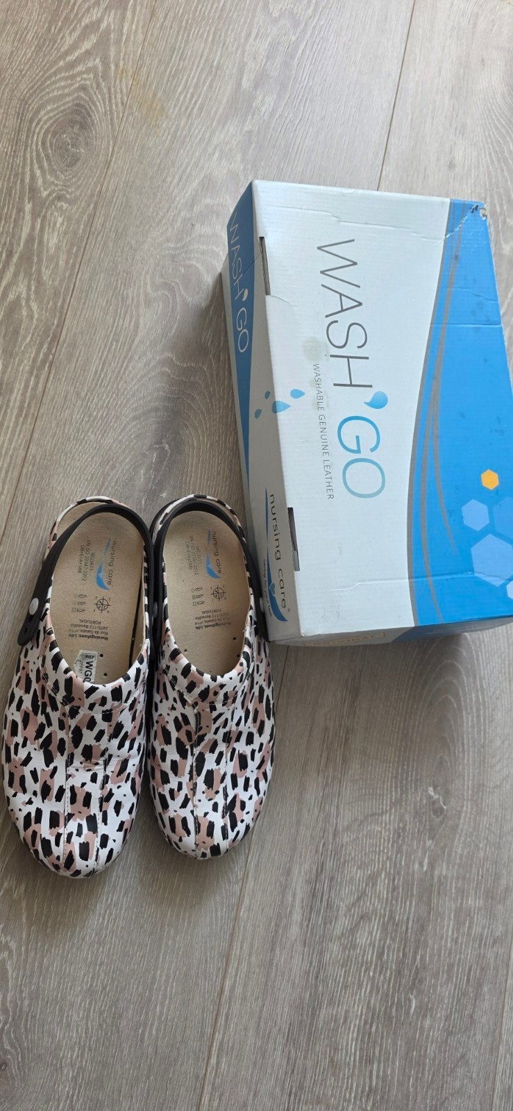 Wash'Go Nursing Care Klompen Maat 38,5 Panterprint, Ophalen of Verzenden, Overige typen