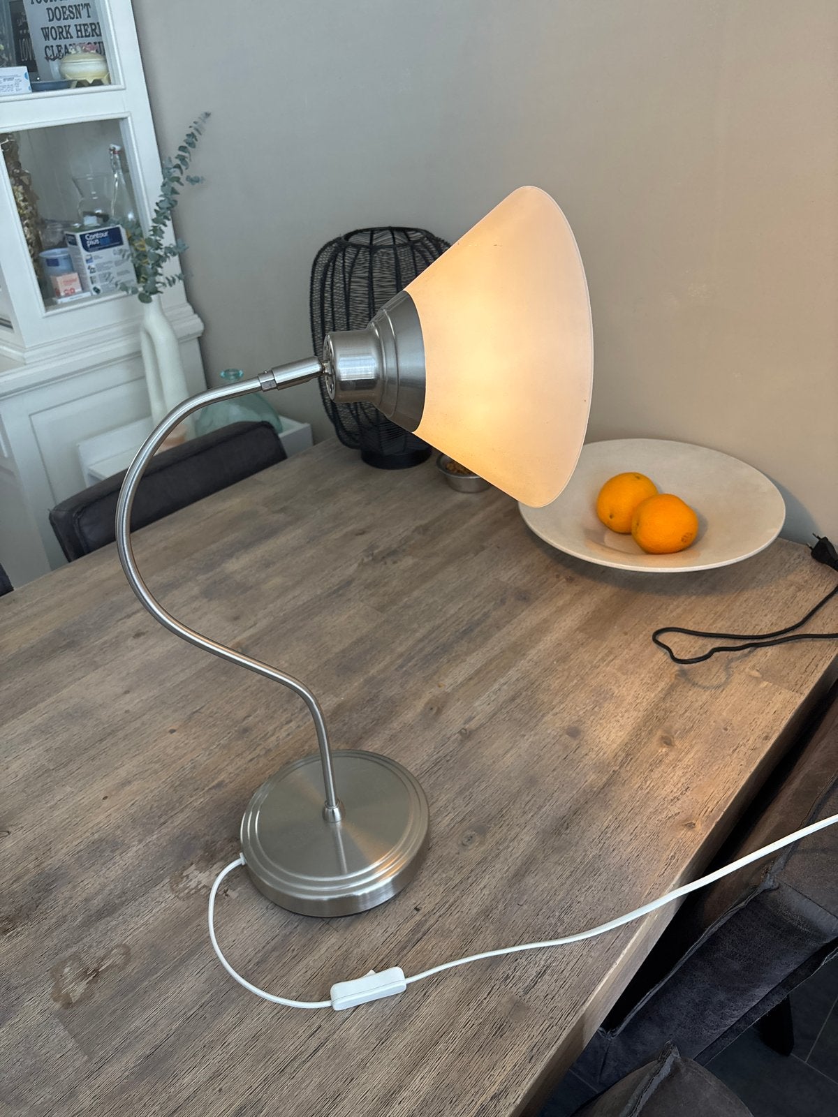IKEA KROBY Tafellamp - Geborsteld Nikkel met Glazen Kap, Huis en Inrichting, Met schakelaar, Gebruikt, E14 (klein), Ophalen of Verzenden