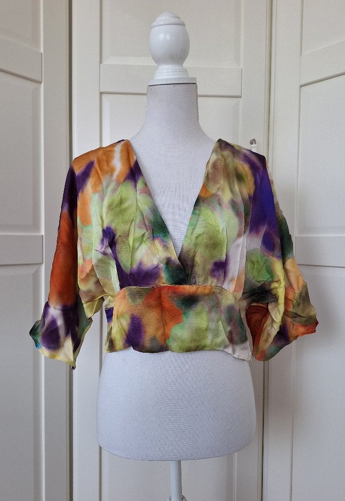 Motivi nieuwe kleurige korte blouse top 42 L (valt als S), Kleding | Dames, Overige kleuren, Maat 42/44 (L), Nieuw, Ophalen of Verzenden