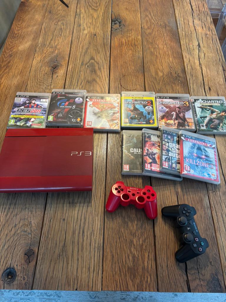 Unieke Limited Edition Rode PS3 Super Slim (500GB) + Games, Super Slim, Ophalen of Verzenden, 500 GB, Met 1 controller