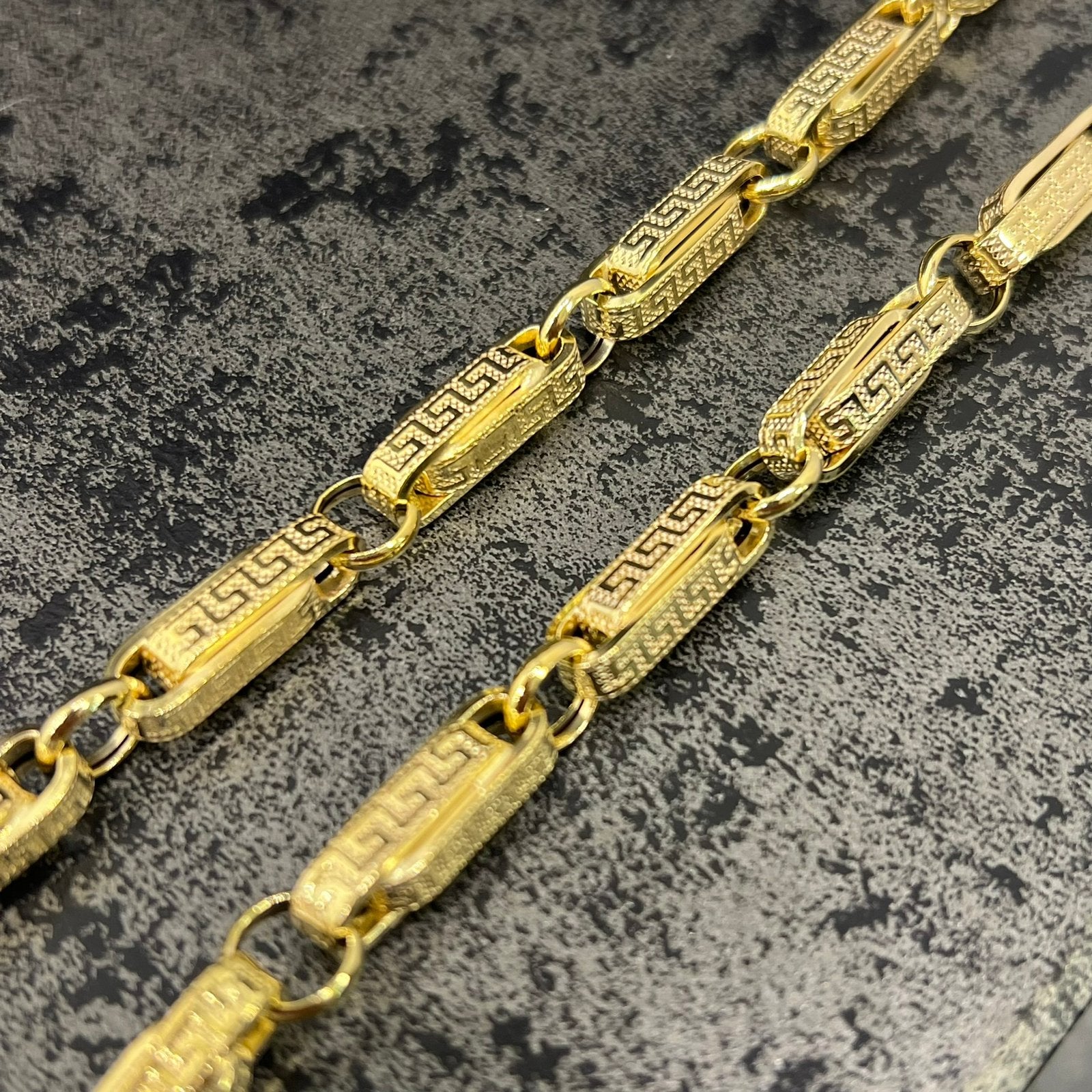 14 karaat gouden ketting versace schakel, Ophalen of Verzenden, Nieuw, Goud