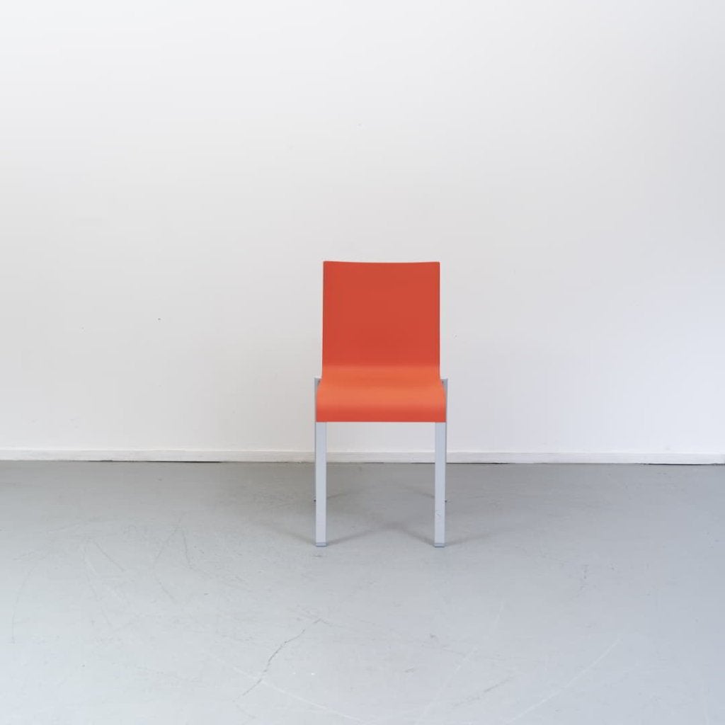 Vitra .03 Stoel Oranje Kunststof (Stapelbaar) - Gepoedercoat, Huis en Inrichting, Stoelen, Niet ingevuld, Zo goed als nieuw, Niet ingevuld