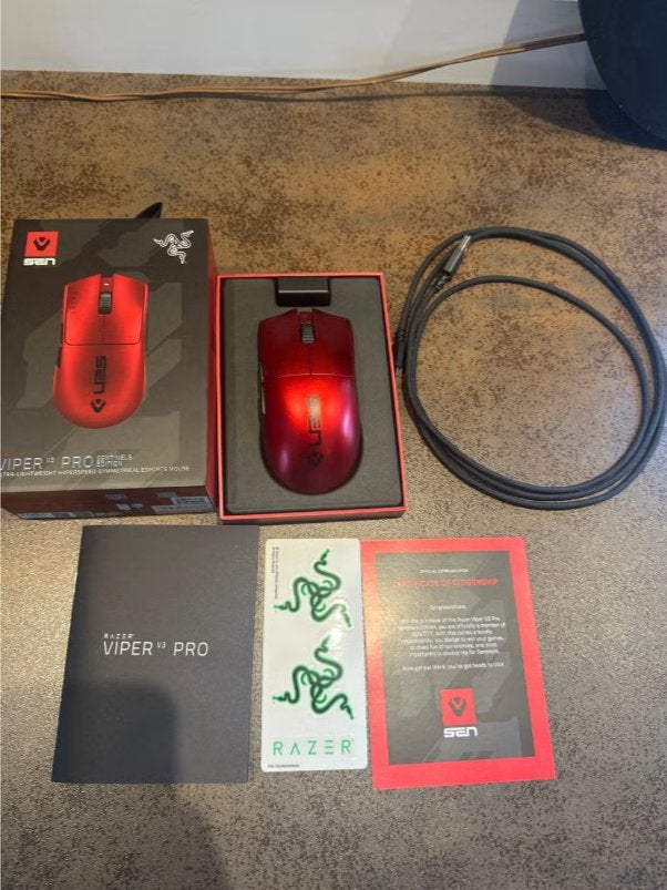 Razer Viper V3 Pro Sentinels Edition Gaming Muis, Computers en Software, Rechtshandig, Muis, Gebruikt, Gaming muis
