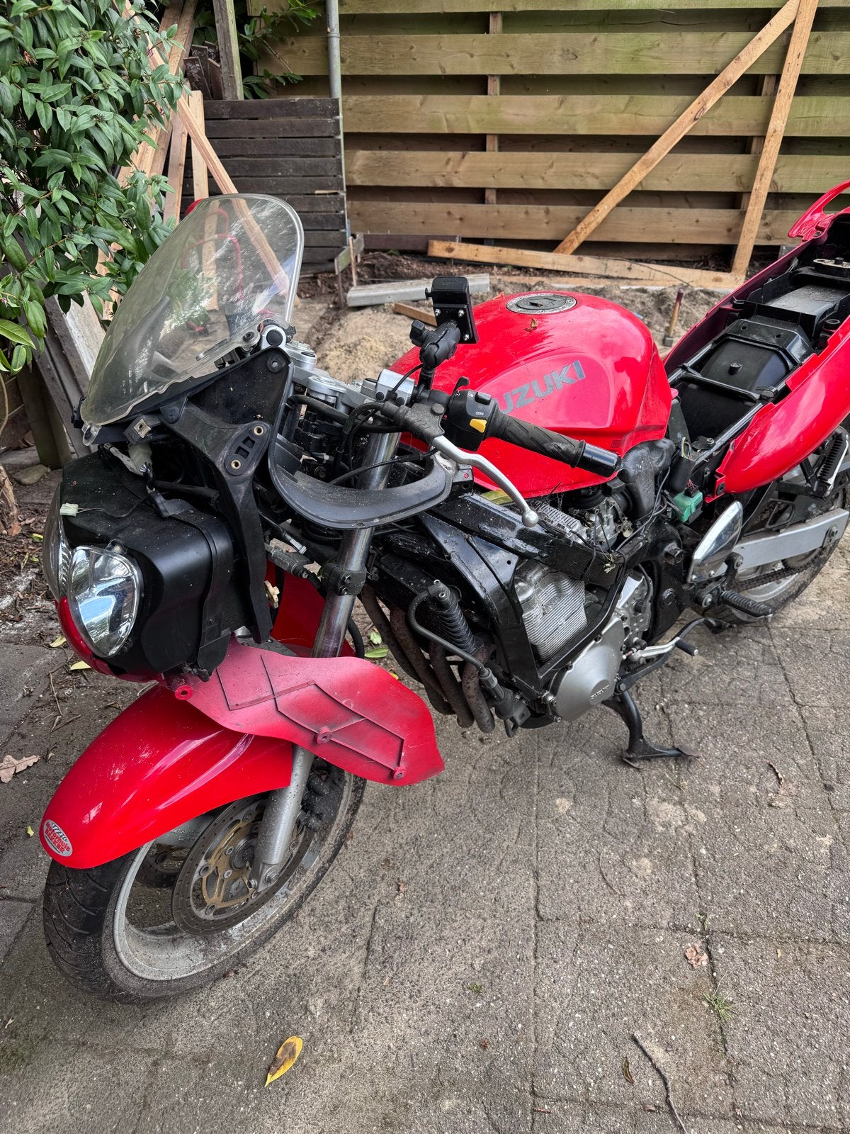 Suzuki GSX 600F 1998 - Loop of sloop motor, 4 cilinders, Motorrijbewijs A, Gebruikt, Meer dan 35 kW