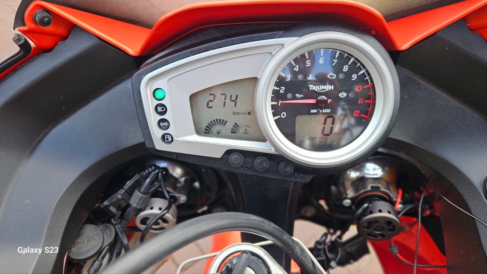 Triumph Tiger 1050 2009 toermotor, Motoren, Motoren | Triumph, Occasion, 3 cilinders, Particulier, 1050 cc