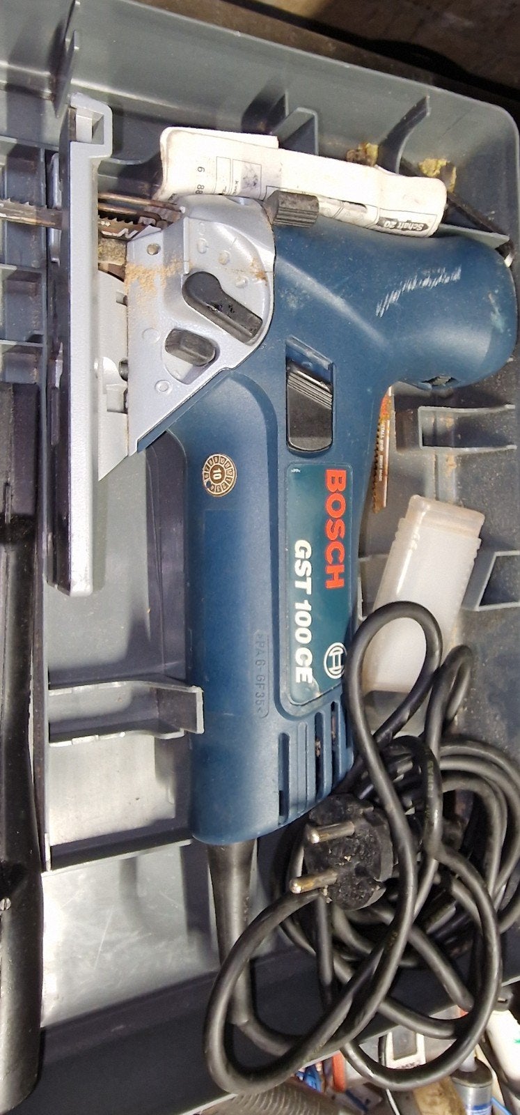 Bosch GST 100 CE Decoupeerzaag - Werkt perfect!, Ophalen of Verzenden, Gebruikt, Decoupeerzaag, Bosch