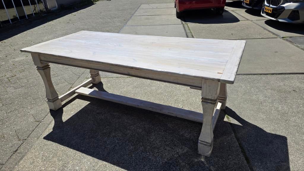 Mooie grote Franse witgebeitste kloostertafel, Ophalen