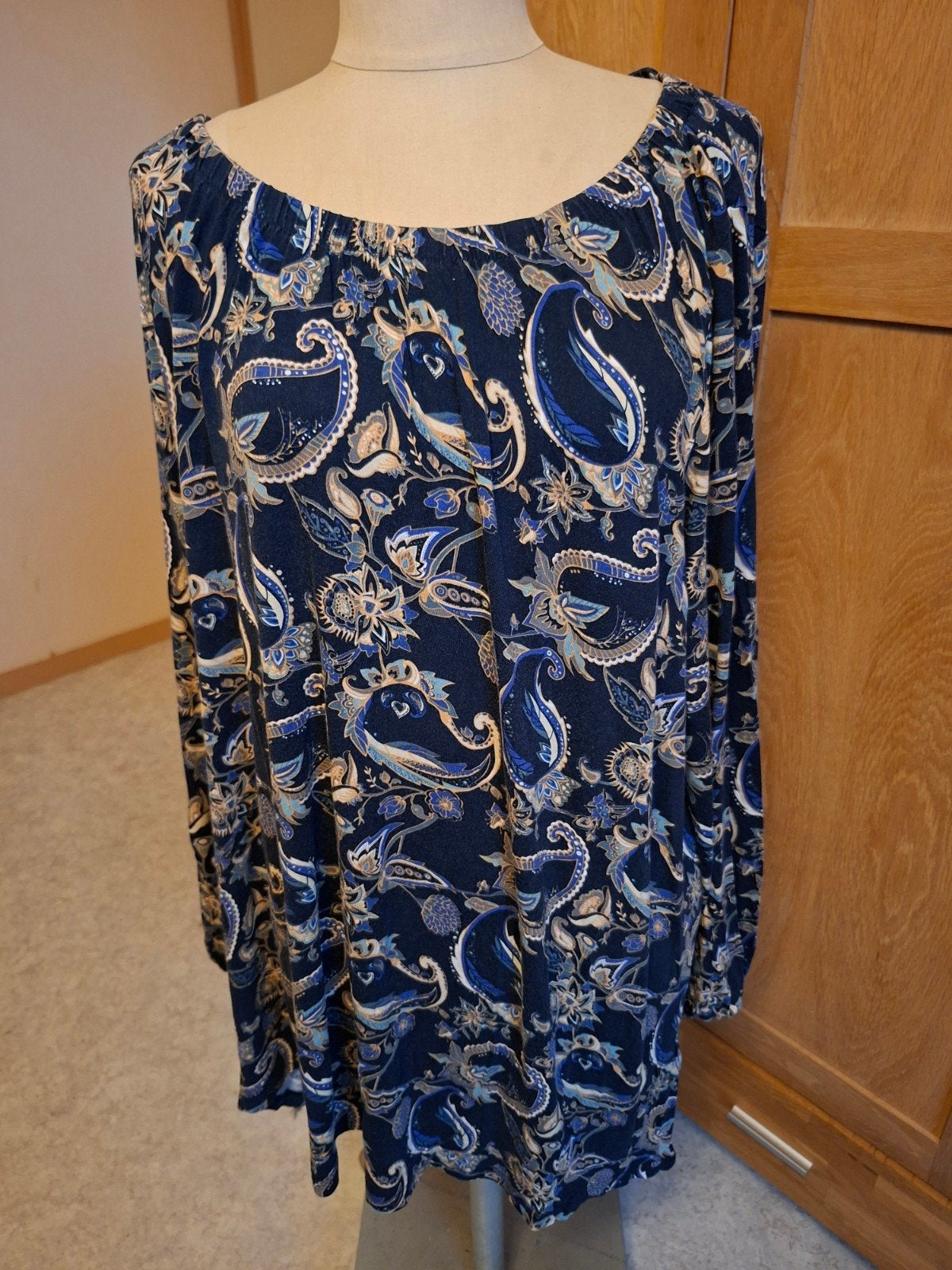 Janina shirt met lange mouwen, maat 52/54, Janina, Ophalen of Verzenden
