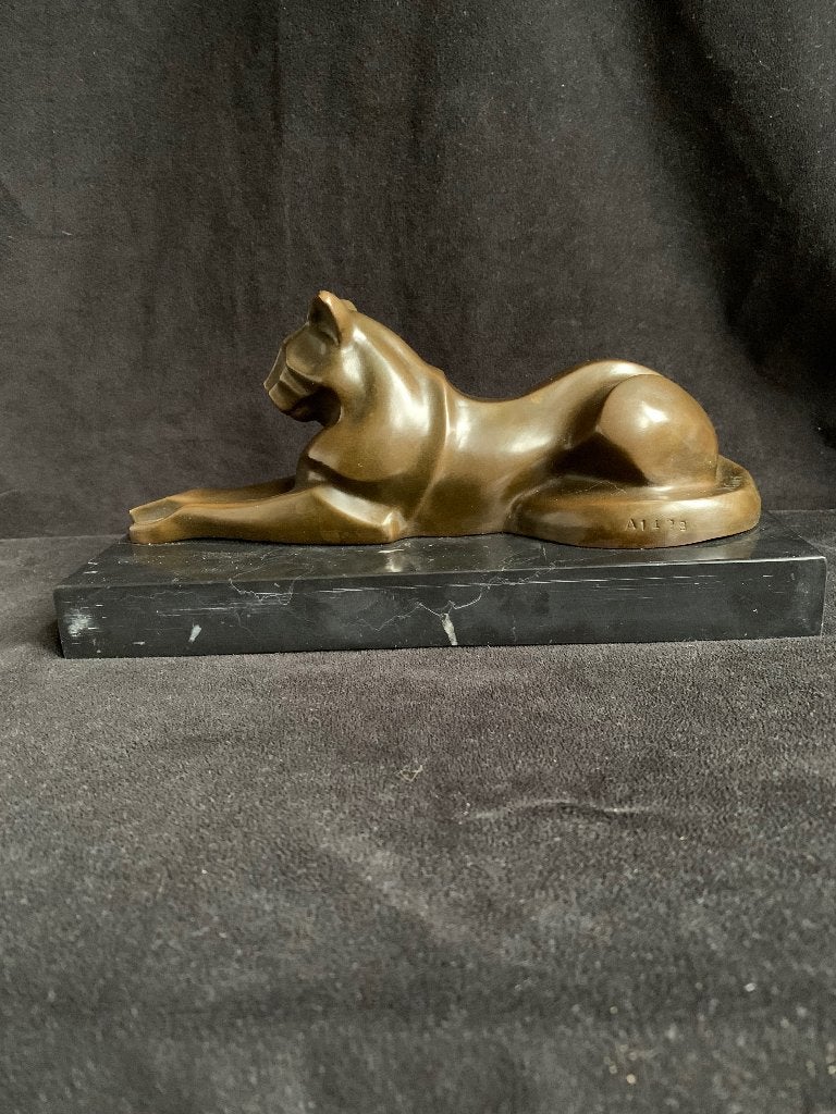 Bronzen liggende Poes ,Art Deco ,., Ophalen of Verzenden, Handgemaakt, Brons, Beeld